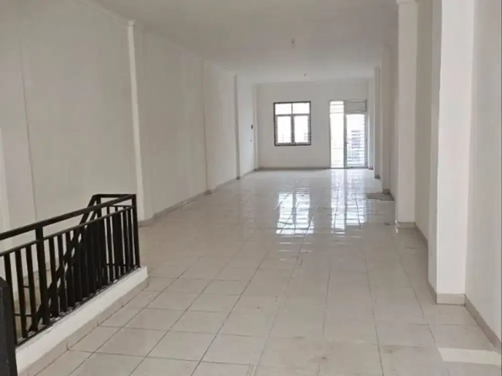 Ruko Ramai Strategis untuk usaha di Pondok Kopi Jakarta Timur