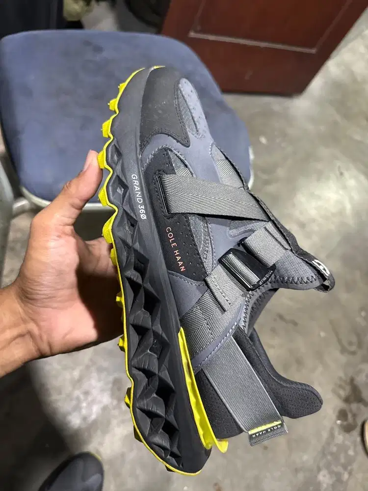 Sepatu Cole haan grand 36