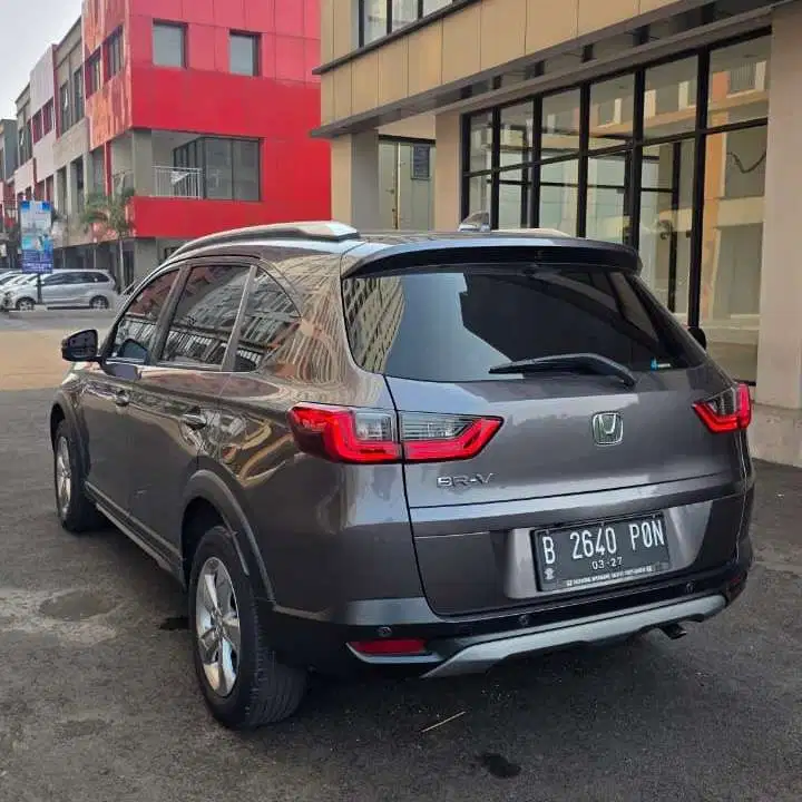 Honda BRV E 2022 Warna Grey Metalik Automatic