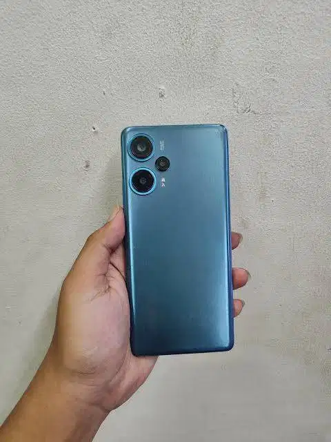 POCO F5 12/256 + Cas ORI Ugreen