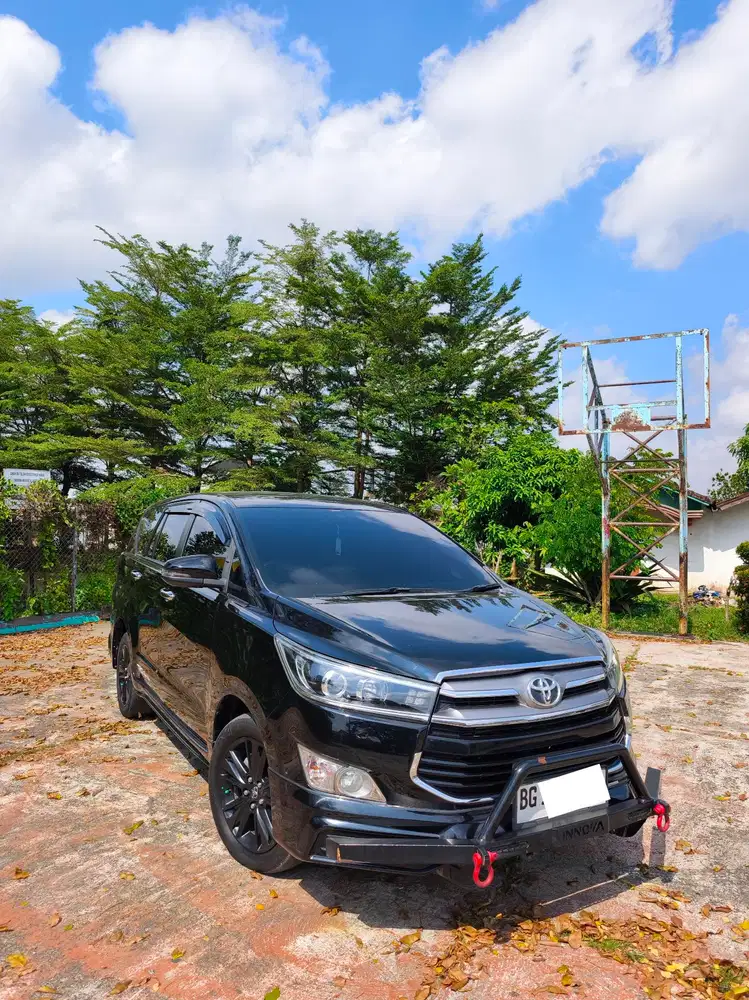 Toyota Innova 2.4 V TRD AT 2020 Limited
