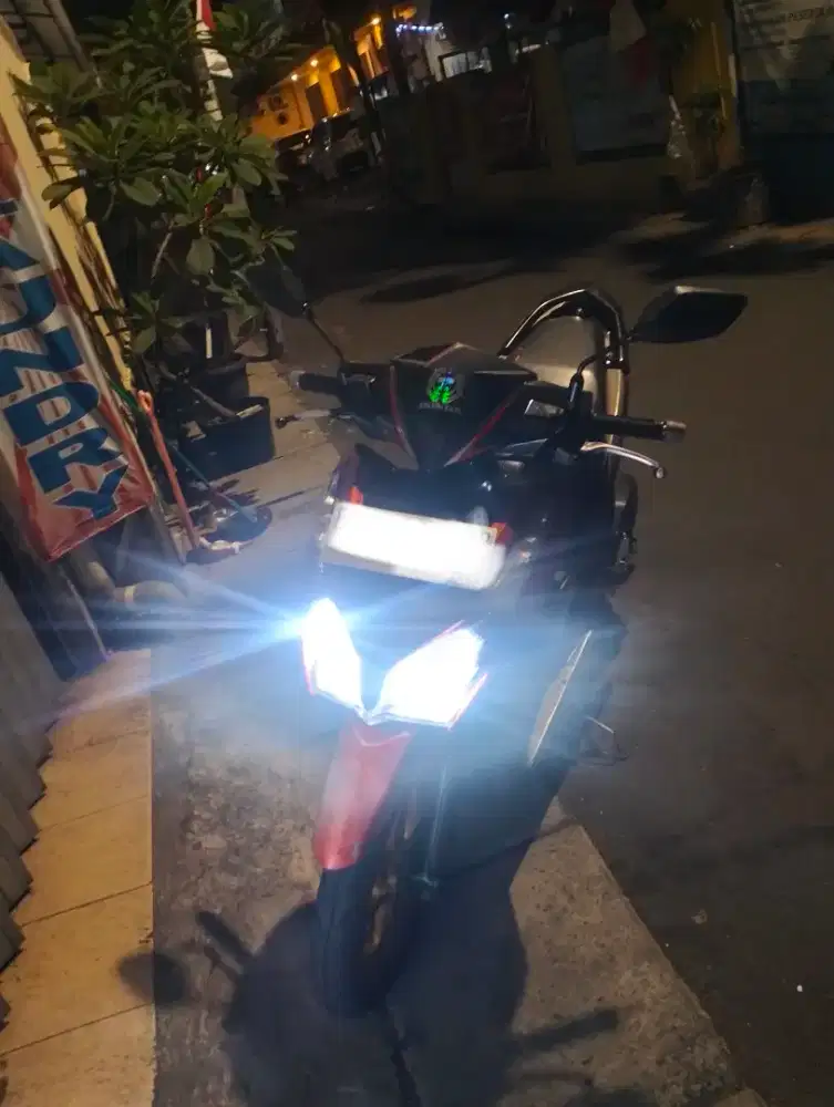 Dijual Motor Honda Vario Kzr 2013