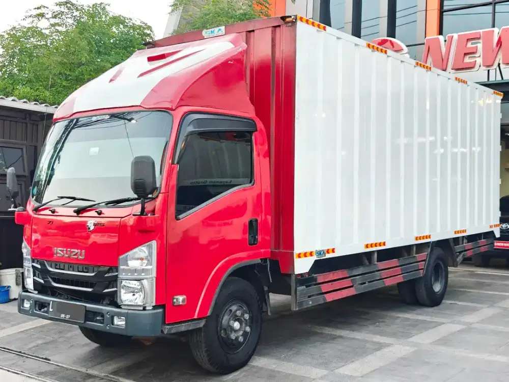 Euro2 Solar Isuzu ELF 2022 NMR 71L Long 6 Roda Double Box Besi Jumbo