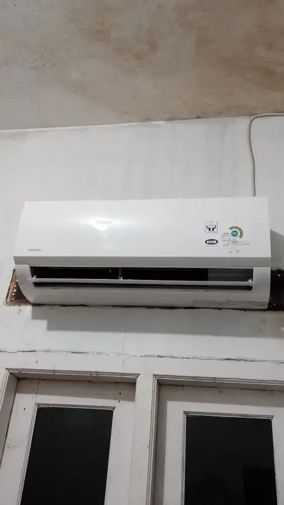 Dijual Murah  AC Toshiba 1/2 PK