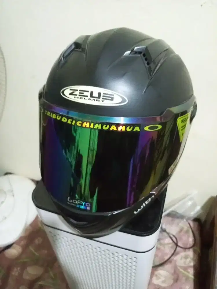 ZEUS HELM ZS 811 Black - Visor - Spoiler