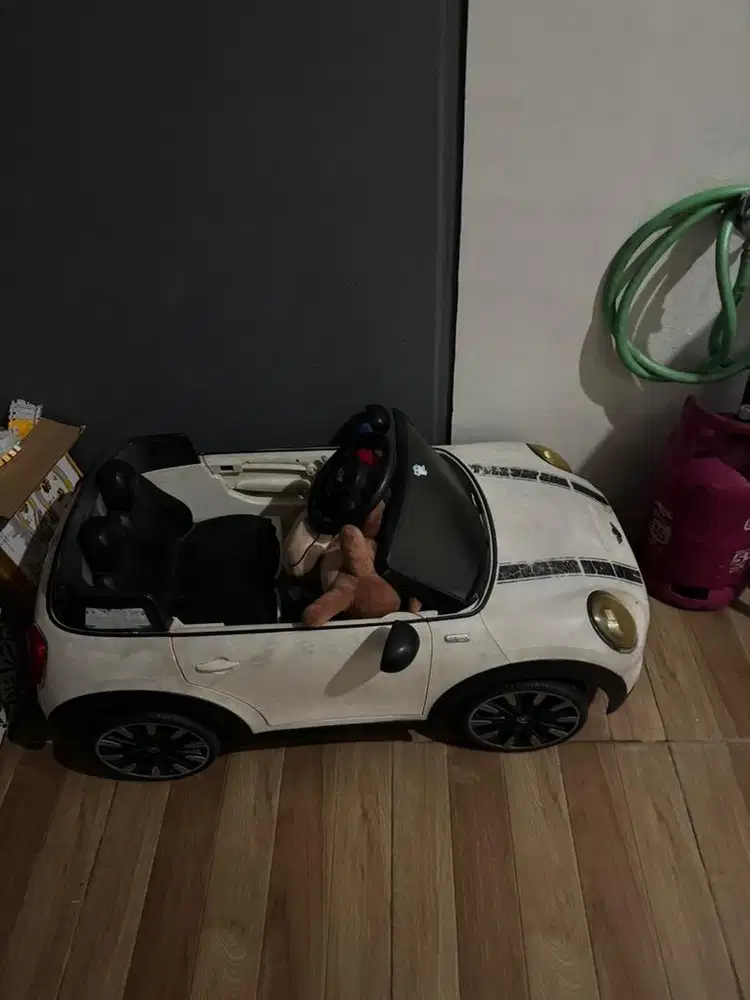 Mainan Anak Mobil Aki PMB M7188 Mini Cooper