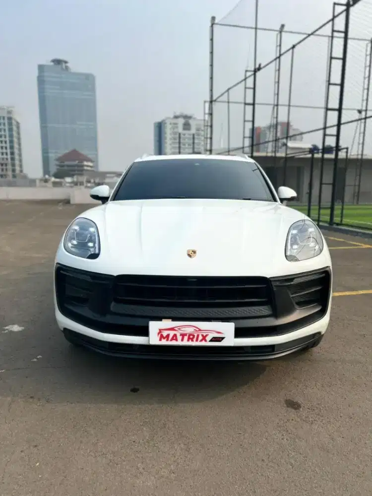 Porsche Macan 2.0 PDK CBU AT Matic 2017 nik 2016 facelift