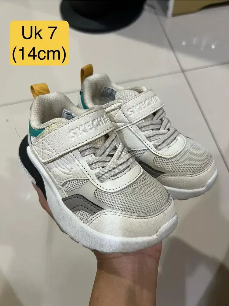 Sepatu baby Boy sketchers