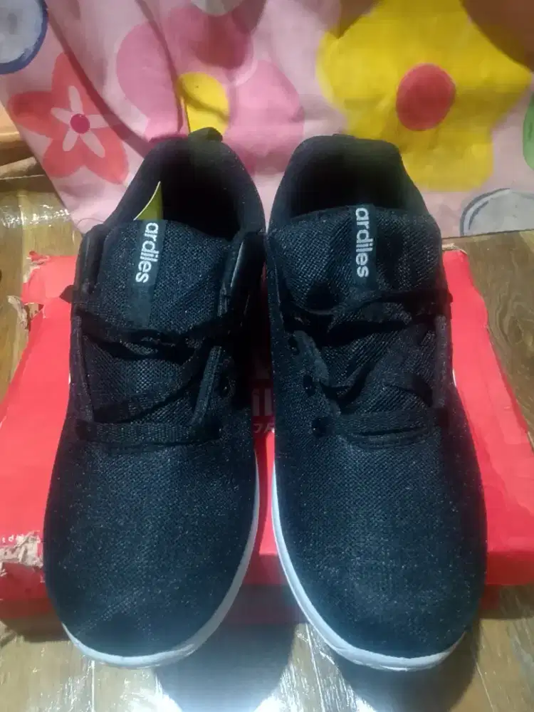 Sepatu Ardiles size 42