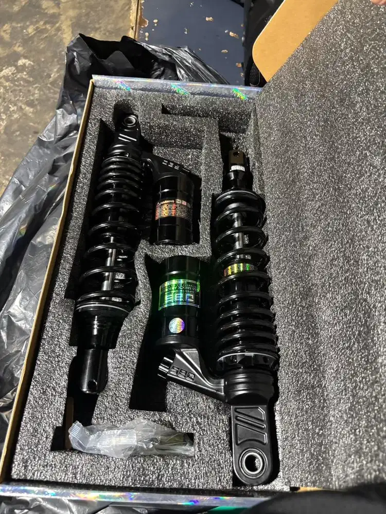 Shock belakang DBS 737 uk 345 full black