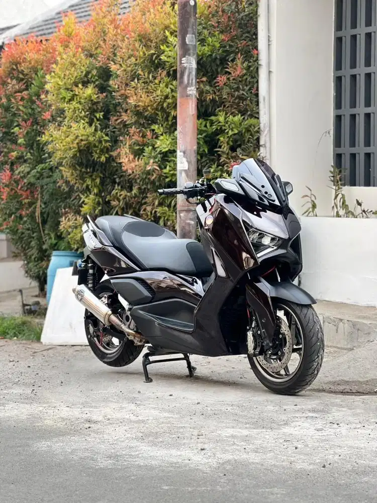 Yamaha xmax new connected modif proper