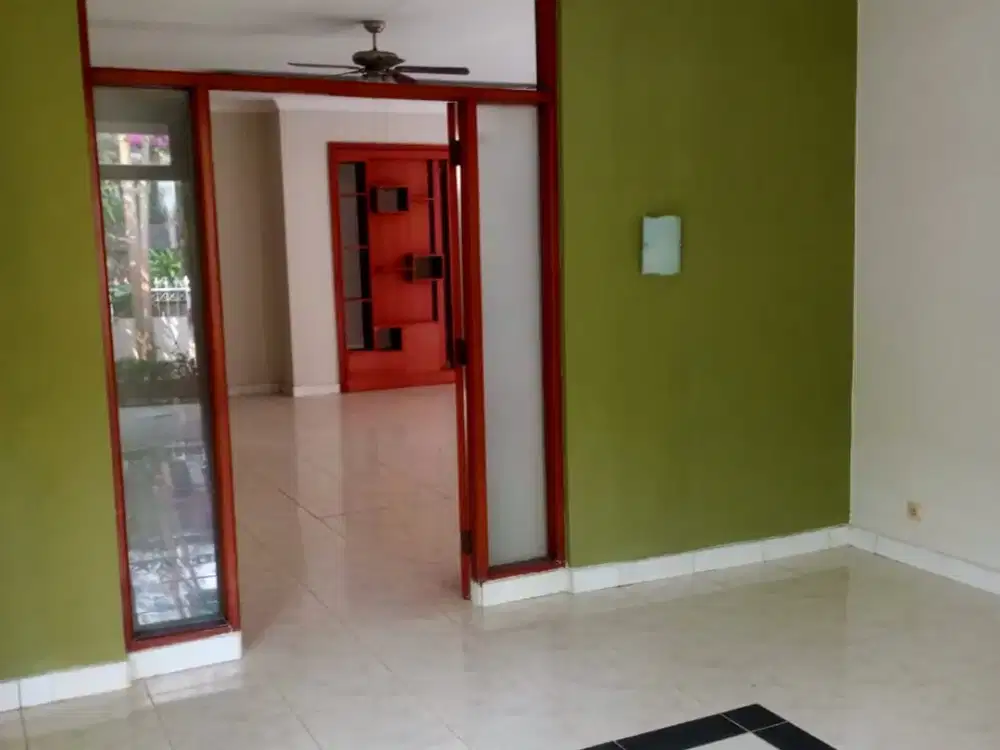 Rumah disewakan di Cipete