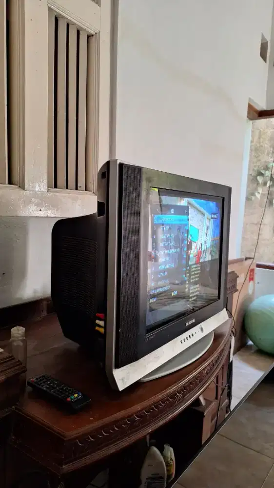 TV 21 inc kondisi gresss bening bagus