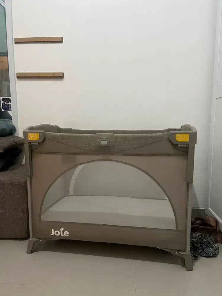 Dijual Box Bayi Joie Kubbie - Wheat