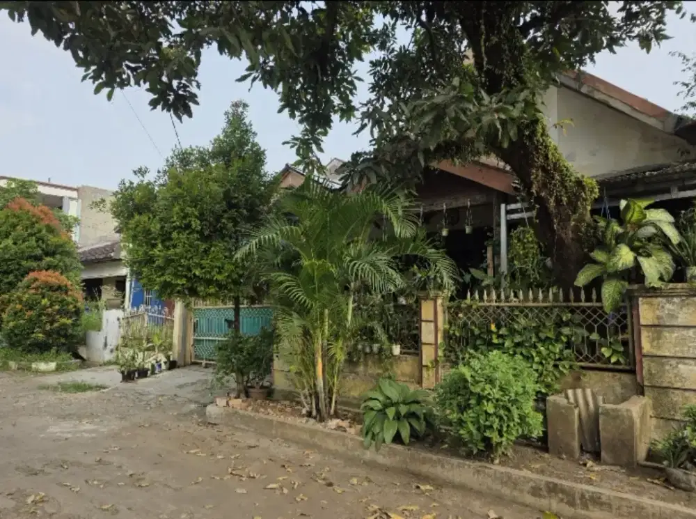 Dijual Rumah siap huni di Putri Indah estate Cikeas lt 180 m2