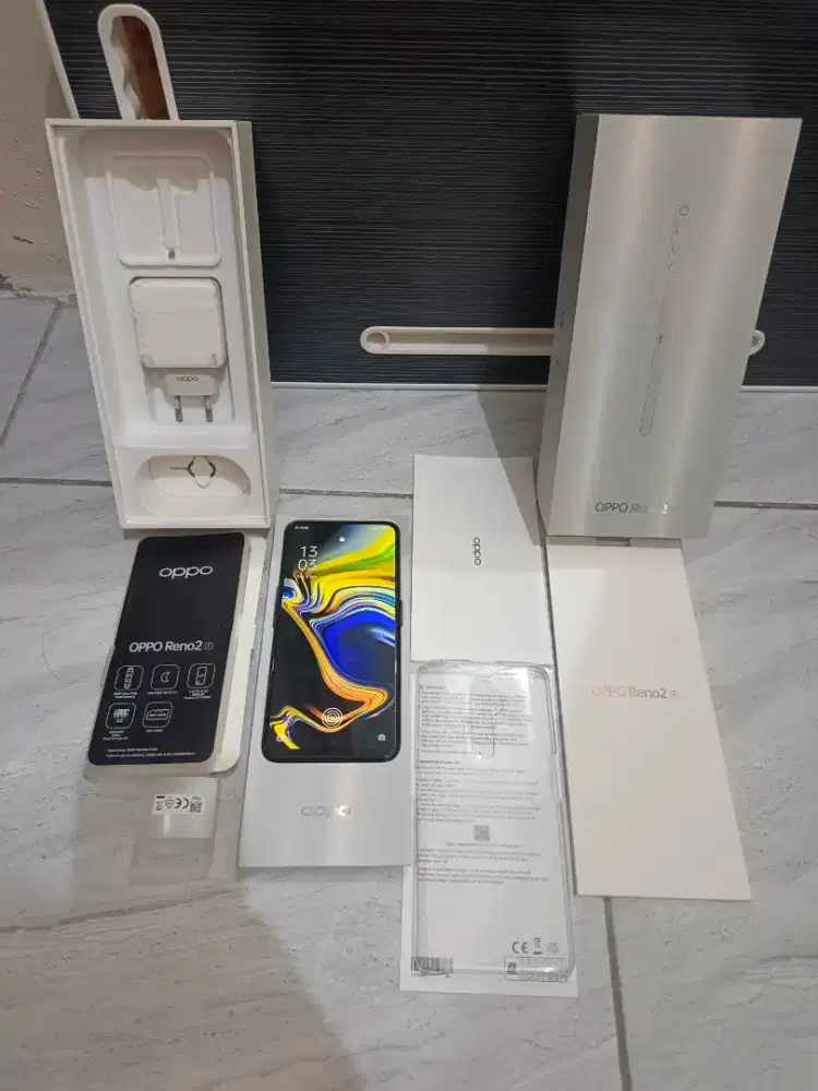 Oppo reno 2f ram 8/128