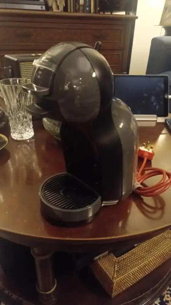 DOLCE GUSTO Mini Coffee Maker