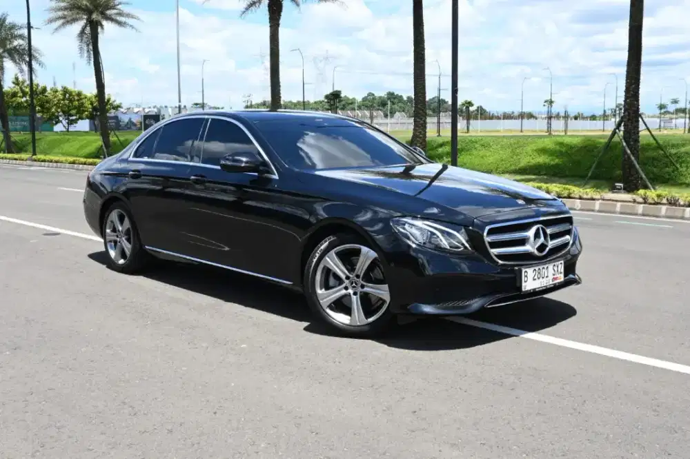 (Tdp2jt) Mercy E250 AMG 2018 Hitam