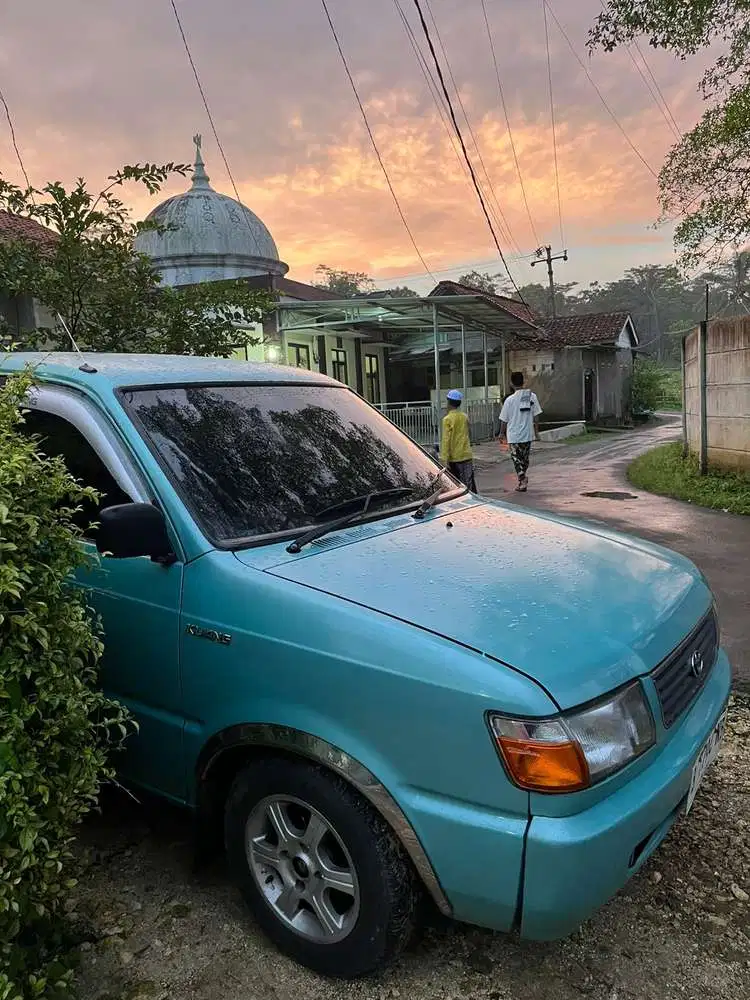 Toyota Kijang 1998 Bensin