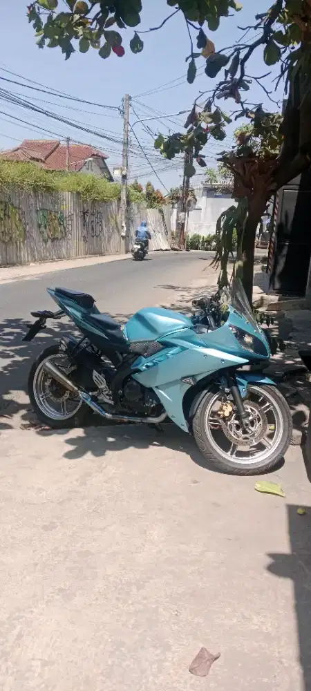 R15 V2  harga tertinggi angkut