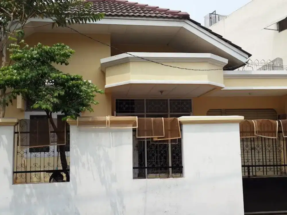 Rumah Taman Kedoya Baru hitung tanah luas 211 m2