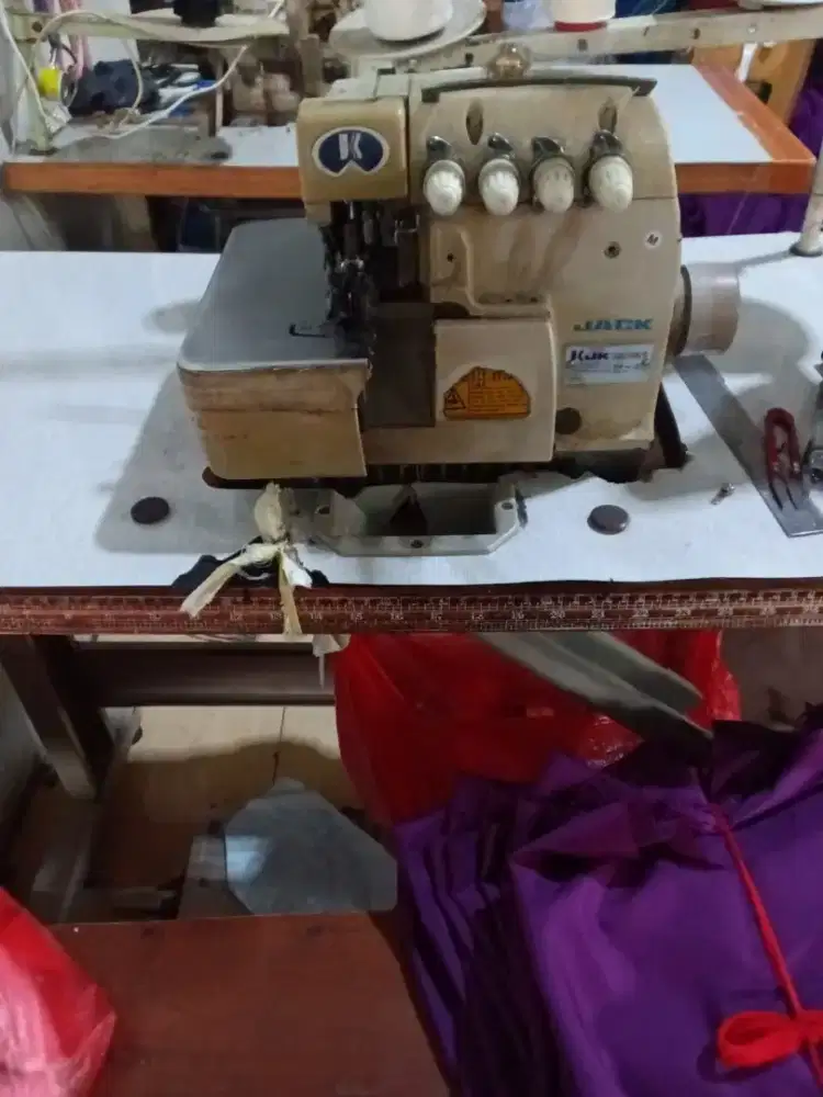 Dijual mesin obras benang 5