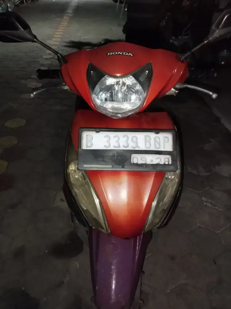 Honda spacy 2012