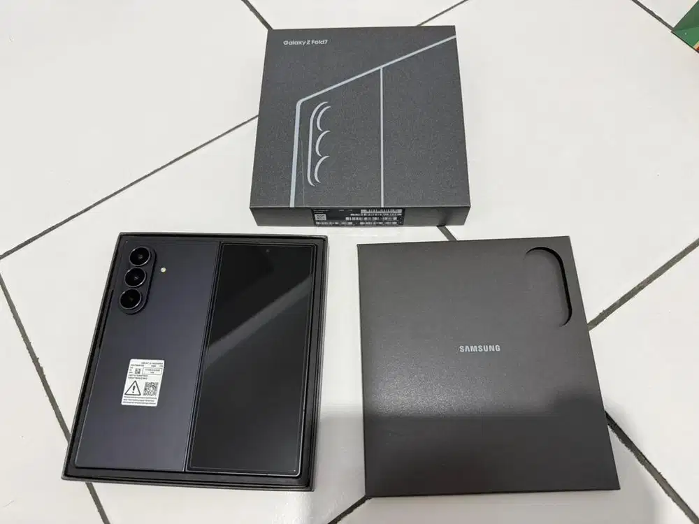 Samsung Z Fold 7 1TB Jetblack Resmi SEIN