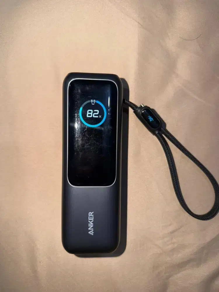 Powerbank Anker A1695 warna Hitam, Capacity 25.000 mAh