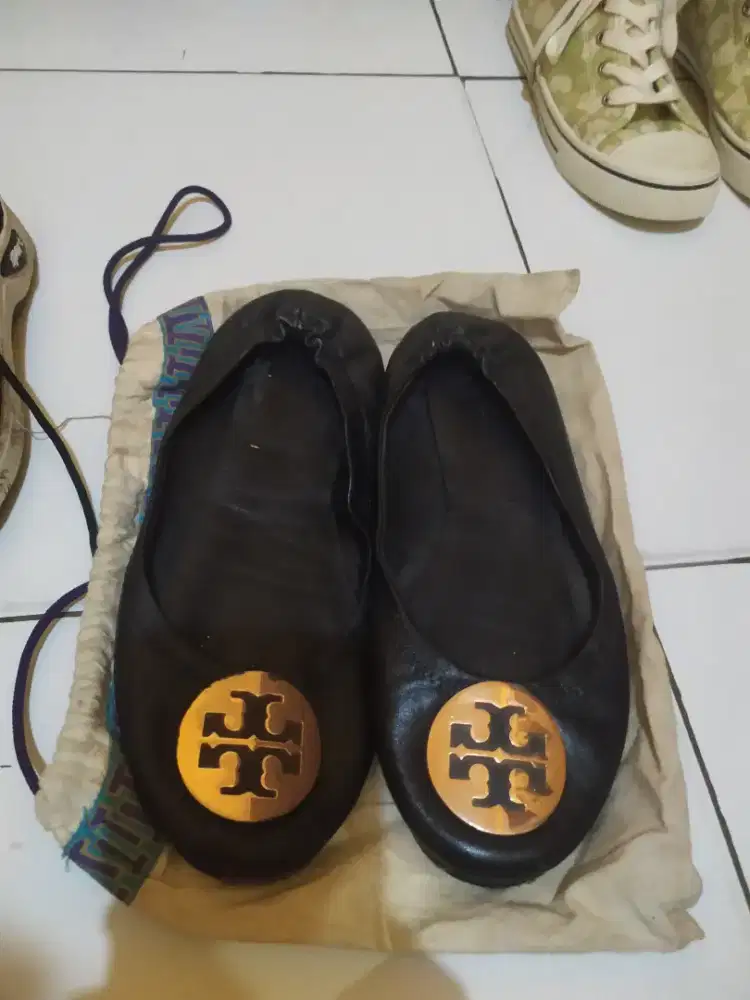 Preloved Tory burch size 38-39