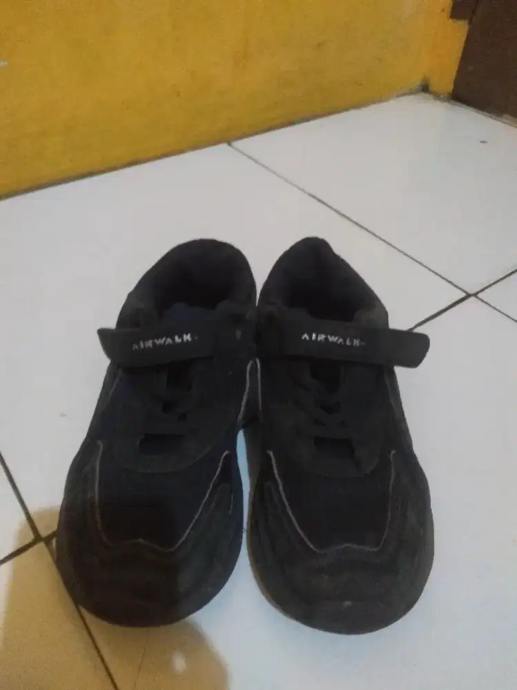 Preloved airwalk (anak) uk 36
