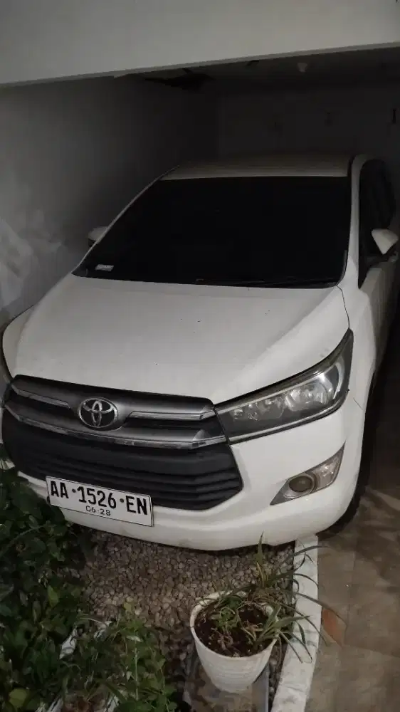 Rental Kijang Innova dan Driver
