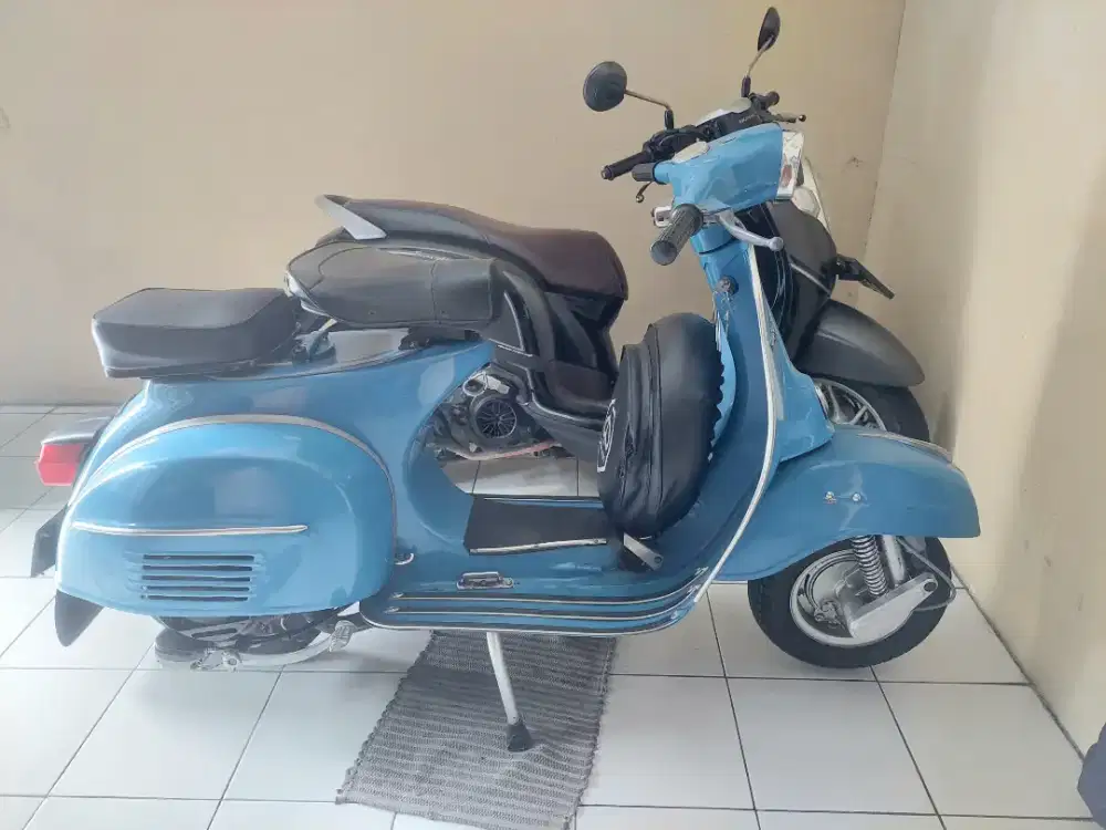 Vespa super tahun 1976