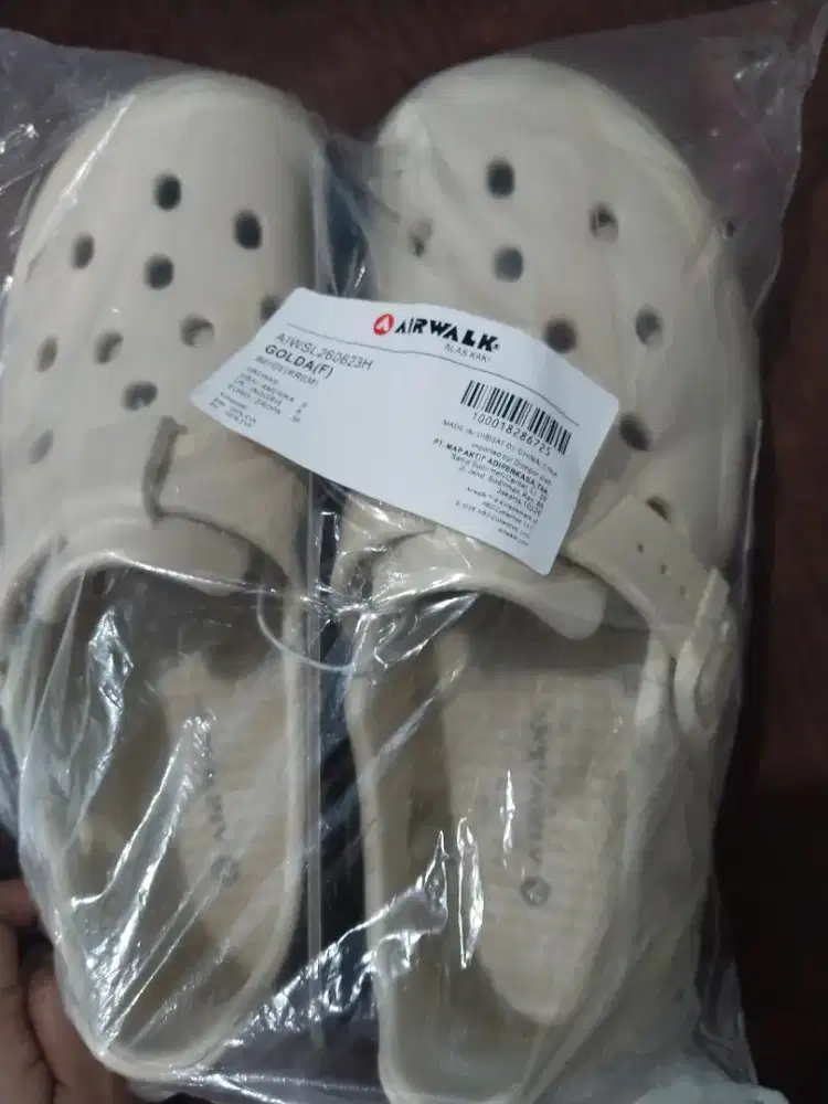 Airwalk Golda size 39 Womens