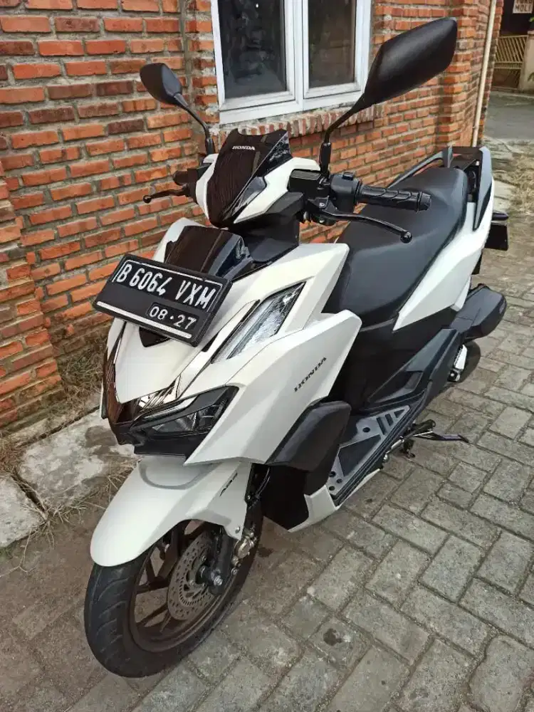 Honda Vario 160 tahun 2022 surat komplit