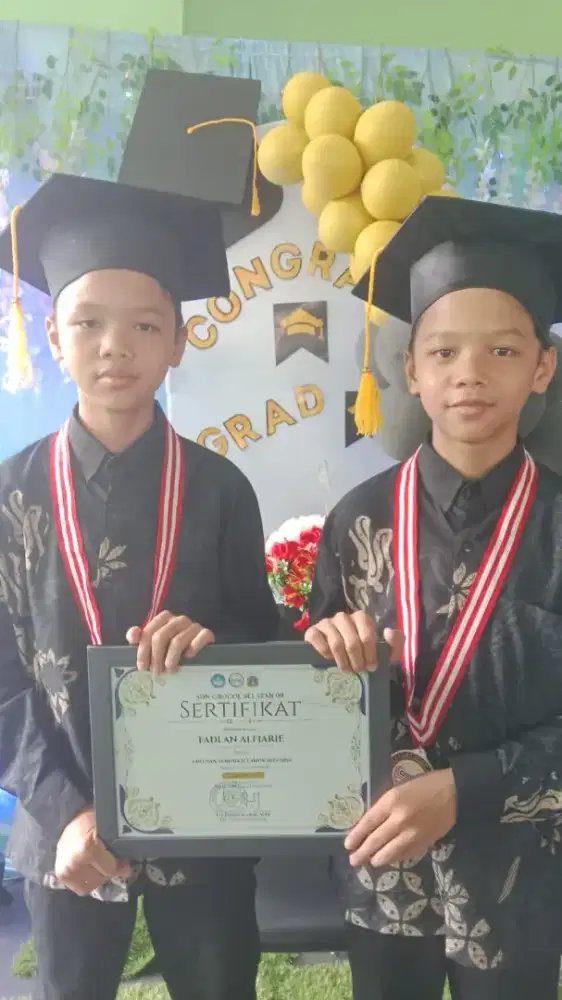 Mencari lowongan perawat lansia/baby sitter