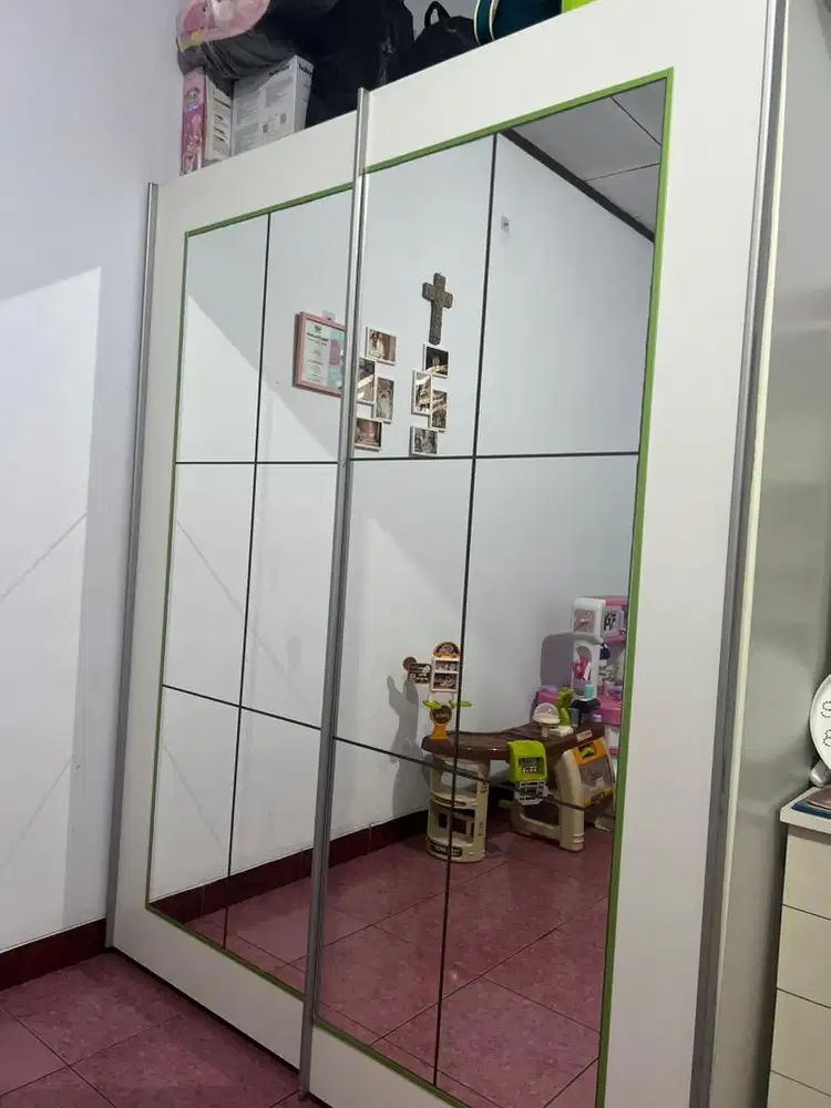 Lemari Informa 2 pintu