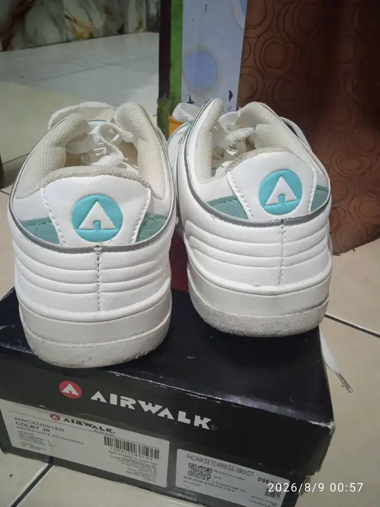 Sepatu Airwalk no 37