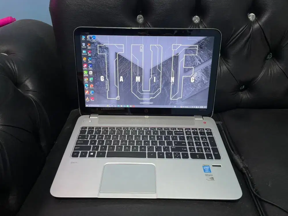 JUAL BELI LAPTOP MACBOOK TABLET SEMUA KITA BELI LAGSUNG KE LOKASI