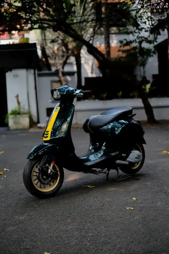 PIAGGIO VESPA SPRINT 150 RACING SIXTIES 2020 TERMURAH BEEGARANSI