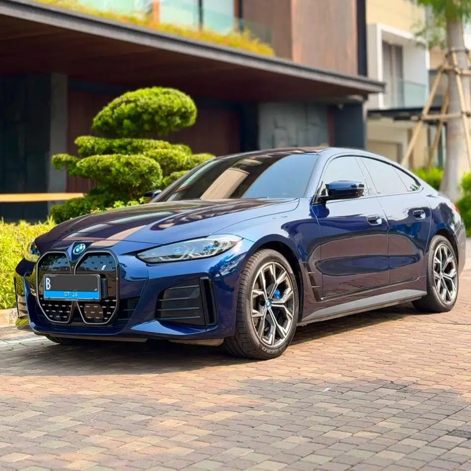 (CASH) BMW i4 eDrive40 M-Sport iDrive8 2023