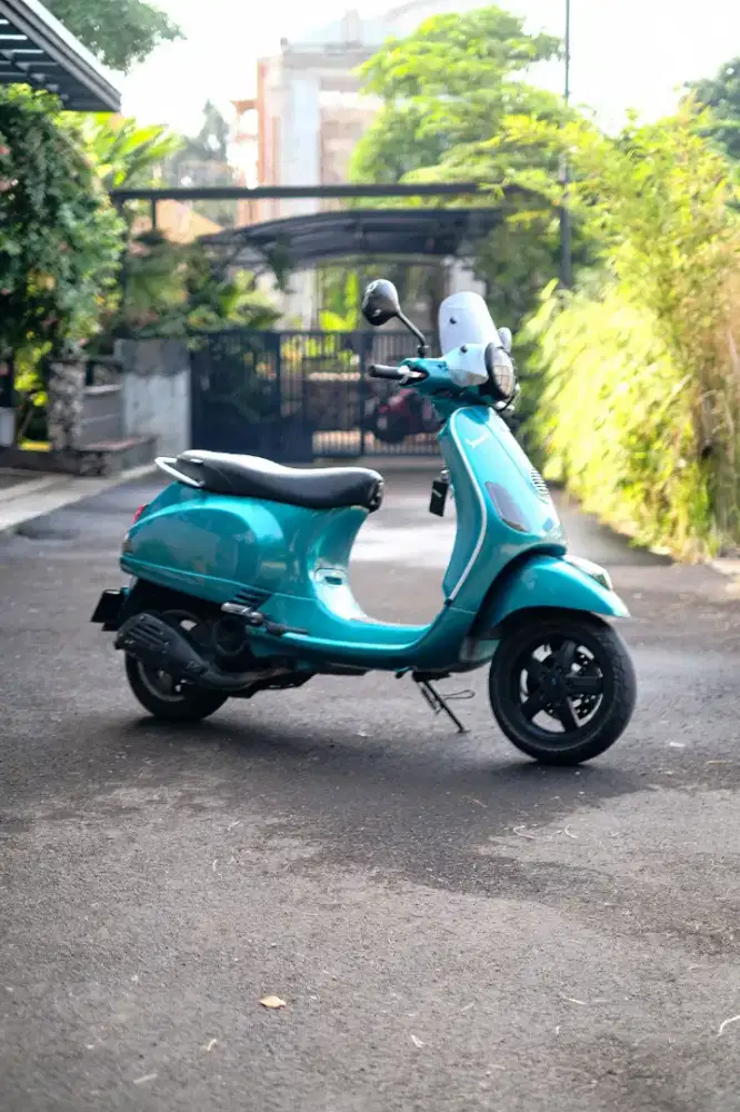 JUAL PIAGGIO VESPA LX 150 2VIE 2011 TERMURAH BERGARANSI