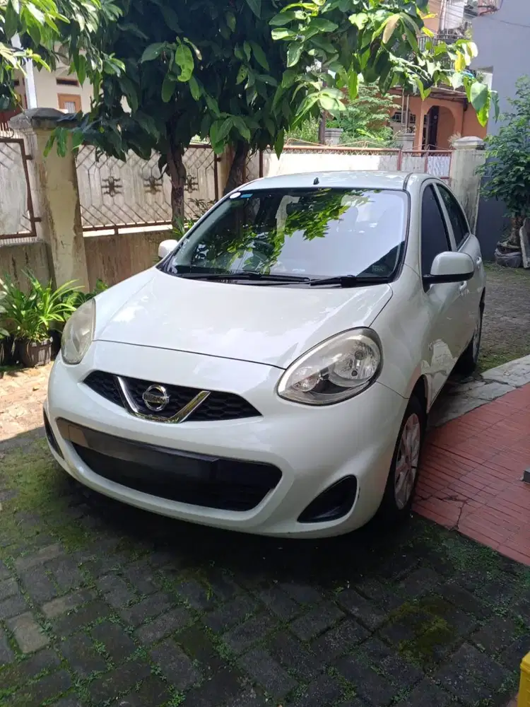 Nissan March 2013 1.2 (4x2) M/T