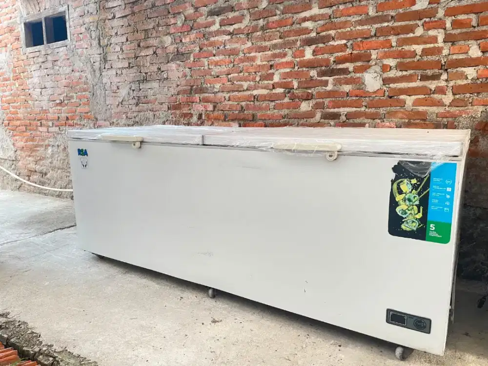 Freezer box kapasitas 1200lt merek rsa terbaru
