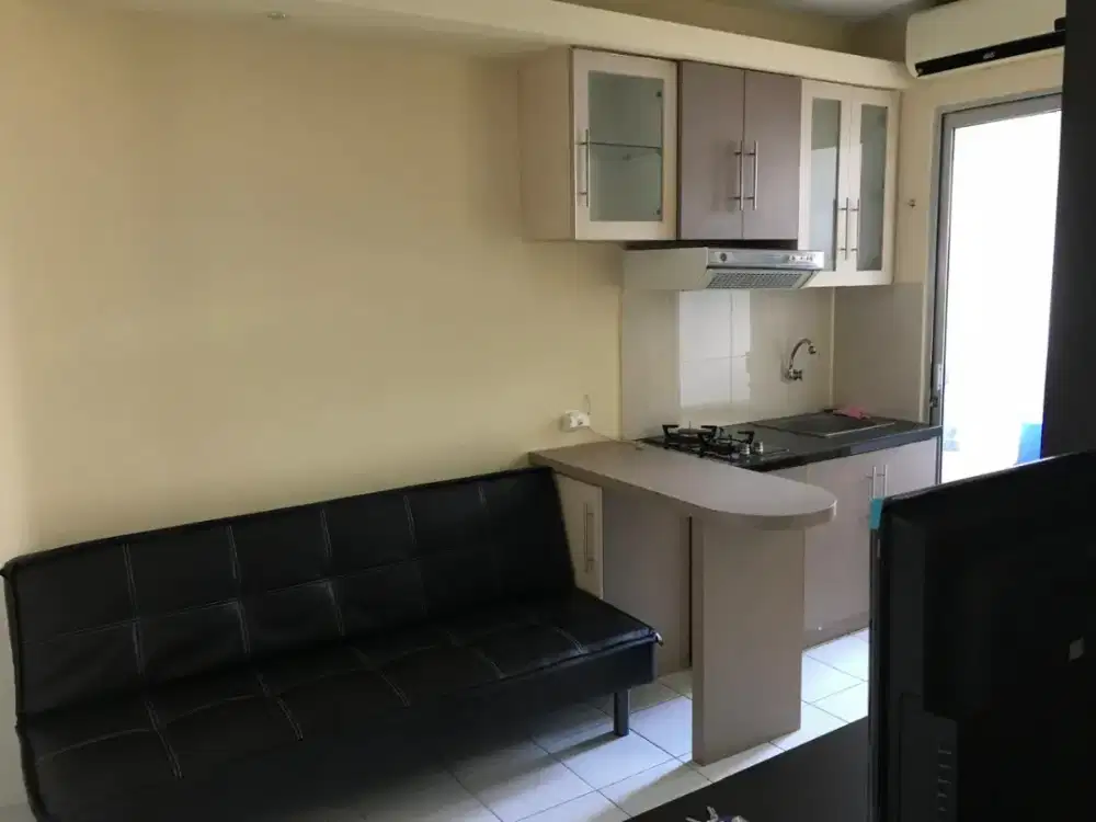 Sewa bulanan kalibata city 2BR full furnish di hook