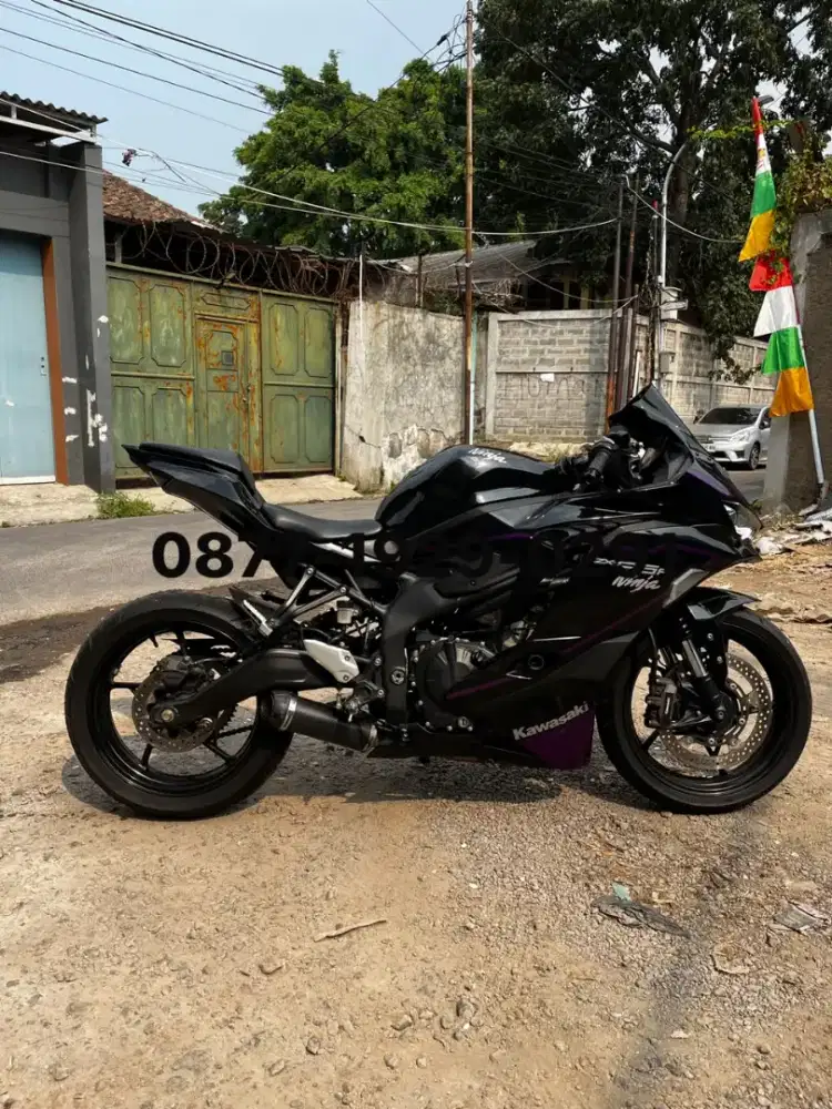 Kawasaki Ninja ZX25R 2023 TFT