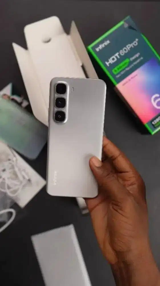 Hp Infinix hot 60 pro plus ram 8/256 second