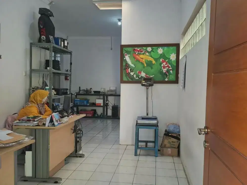 Dijual rumah siap huni di jalan Golf  Barat, Arcamanik