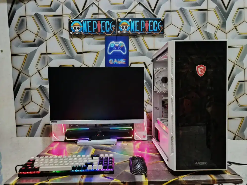 PC Gaming Fullset Fullwhite siap pakai