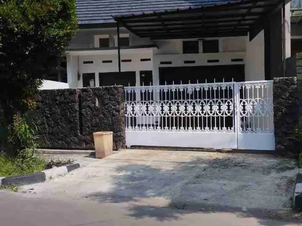 Rumah 1 Lantai dalam komplek Antapani Bandung